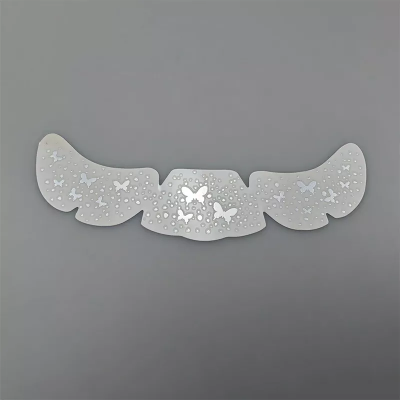 Autocolant pentru tatuaje din folie de argint